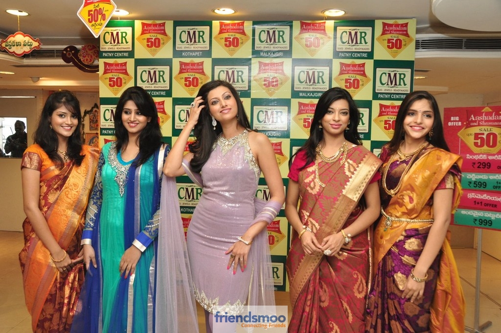 Hamsa_Nandhini_at_CMR_Patny_Center-Friendsmoo (1)