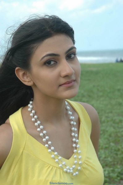 Neelam Upadhyay Photo Collection in Different Location - Friendsmoo