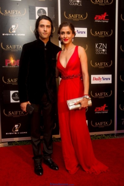 Celebrity Red Carpet Photos at Saifta Awards 2013