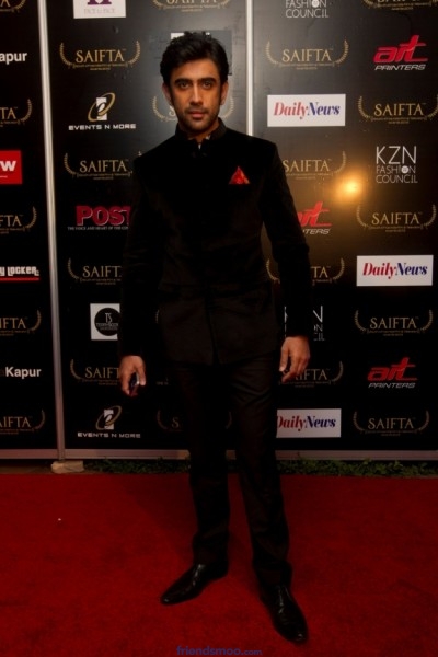 Celebrity Red Carpet Photos at Saifta Awards 2013