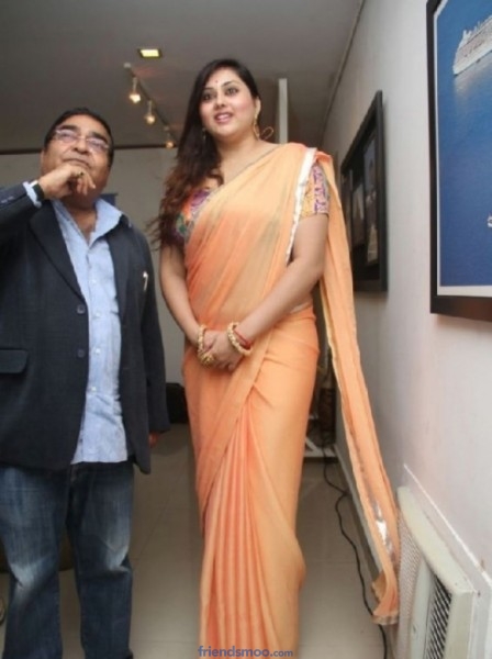 Kollywood Actress Namitha Latest Photos from Dr Batra Photography Exhibition