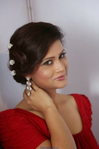 Anchor Shilpa Chakravarthy Latest Photos in Red Dress